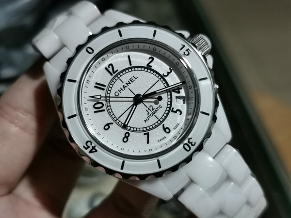 シャネル時計正面デザイン